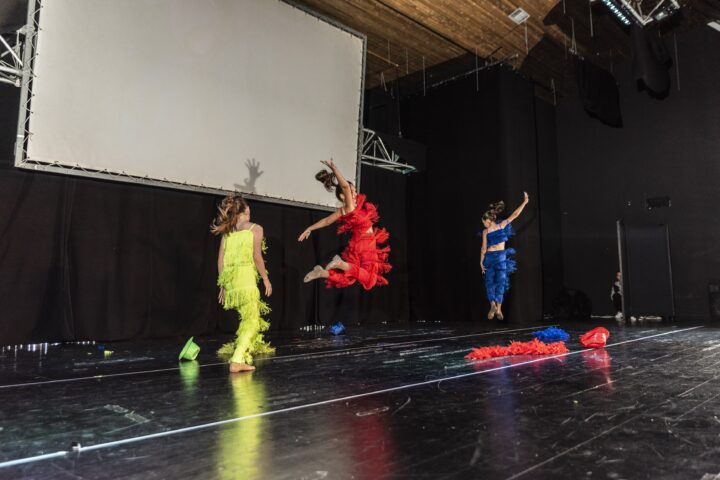 Jornada de Puertas Abiertas en Estudio de Danza en Baiona – Septiembre 2025. clases de jazz huslingdance jornada de puertas abiertas
